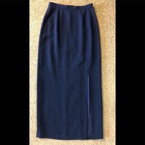 Adrianna Papell Maxi Skirt Sz Petite 10P🌹Navy 🌹Slit front🌹Officially & Pencil